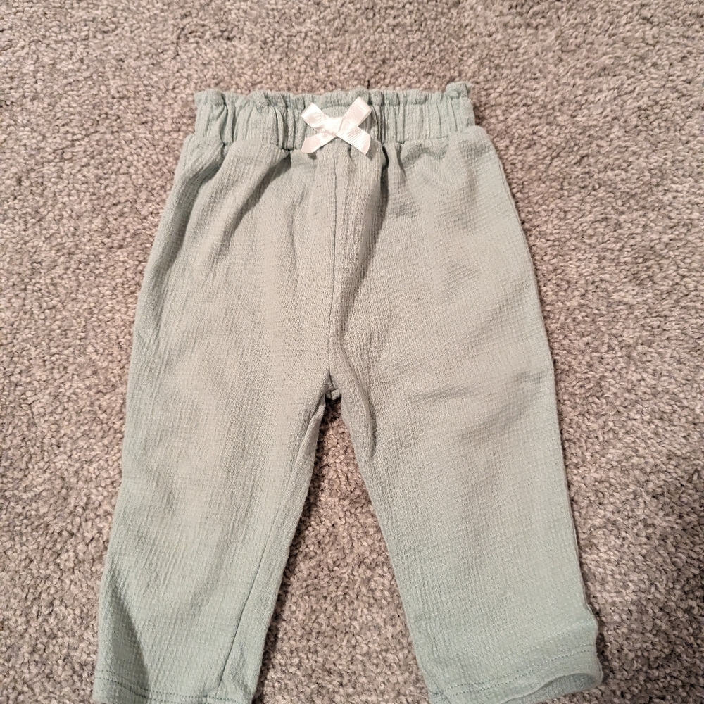 3 For $12 Baby Floral Pant Set - Picture 5 of 7